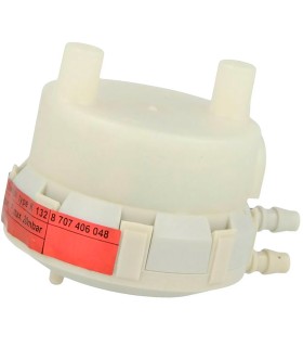 Presostato agua caldera Junkers 8717406049